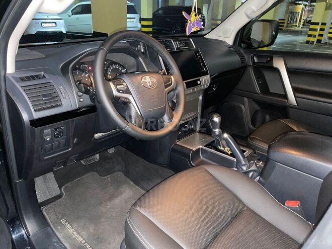 Toyota Land Cruiser Prado-8