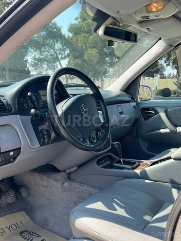 Mercedes ML 320-10