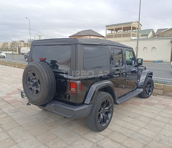 Jeep Wrangler-12