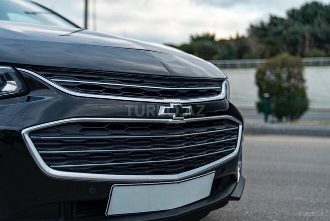 Chevrolet Malibu-8