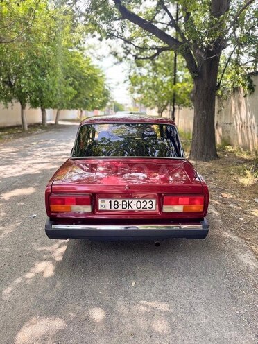 LADA (VAZ) 2107-2