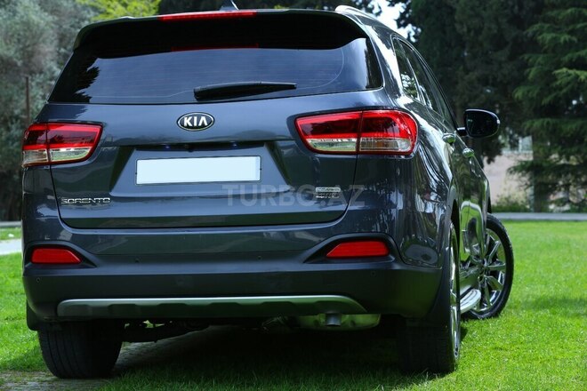 Kia Sorento-11