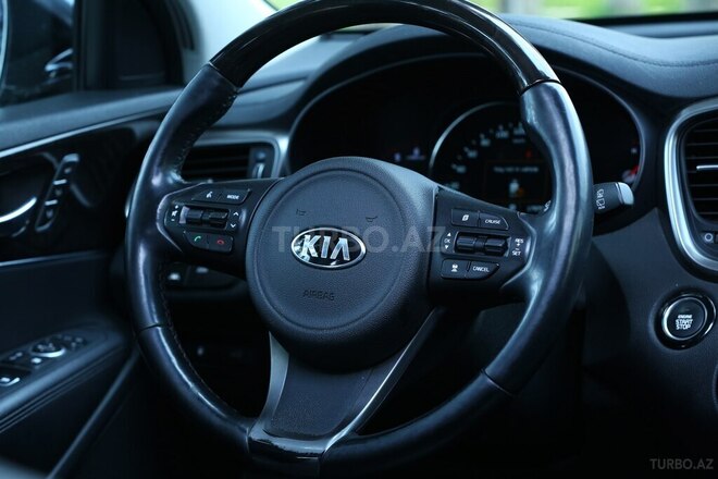 Kia Sorento-16