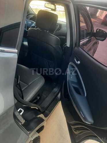 Hyundai Santa Fe-10