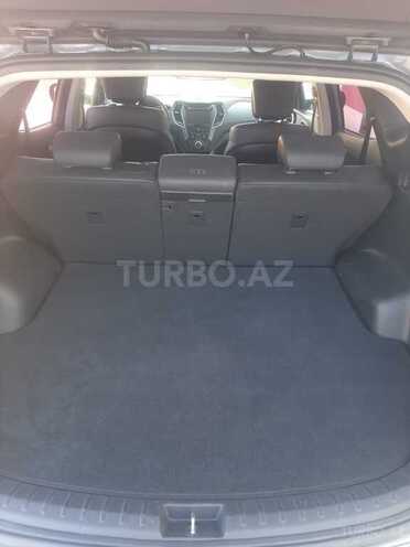 Hyundai Santa Fe-11