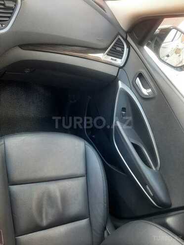 Hyundai Santa Fe-12