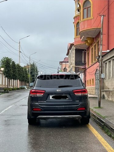 Kia Sorento-3