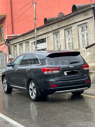 Kia Sorento-9