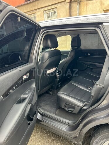 Kia Sorento-20