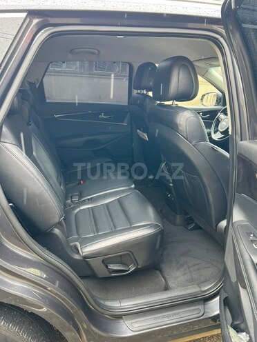 Kia Sorento-21