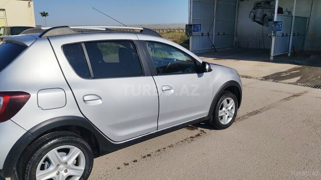 Renault Sandero Stepway-6