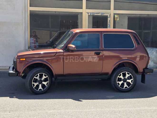 LADA (VAZ) Niva-8