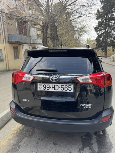 Toyota RAV4-2