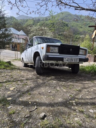 LADA (VAZ) 2107-5