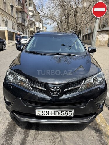 Toyota RAV4-15