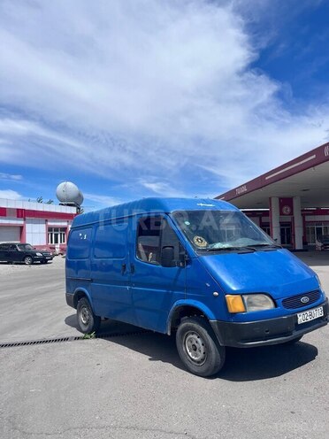 Ford Transit-2