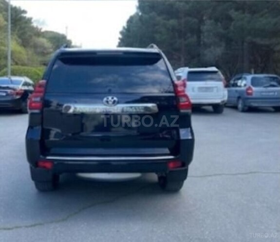 Toyota Land Cruiser Prado-11