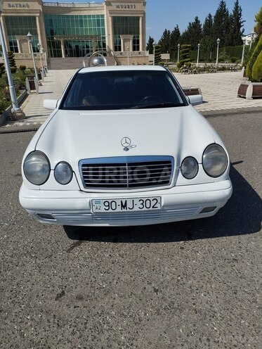 Mercedes E 200-15