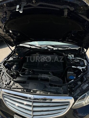 Mercedes E 220-9
