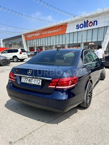 Mercedes E 220-3