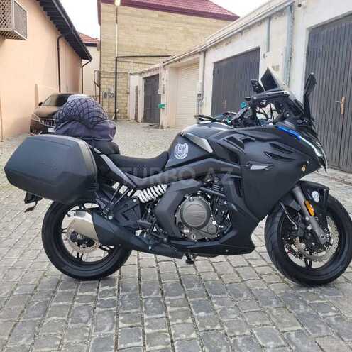 CFMOTO 650 GT-3