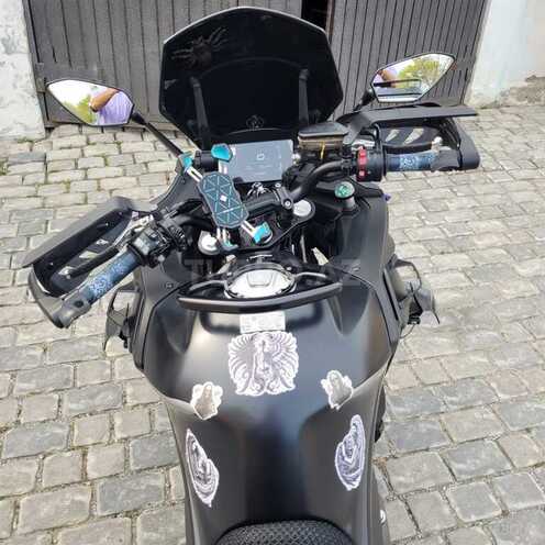 CFMOTO 650 GT-7