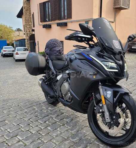 CFMOTO 650 GT-2