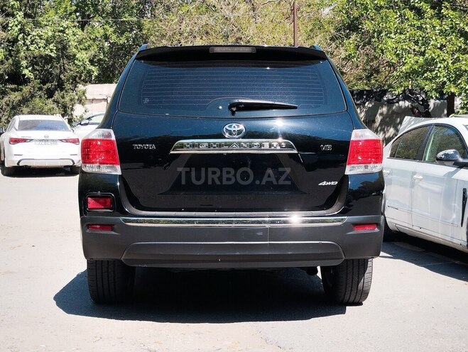 Toyota Highlander-6