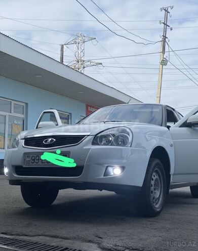 LADA (VAZ) Priora-1