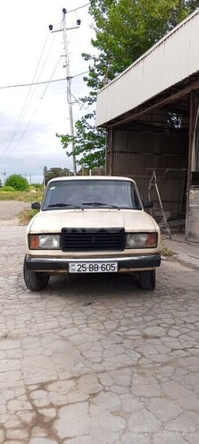 LADA (VAZ) 2107-1