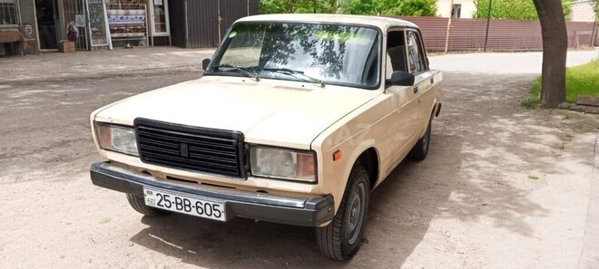 LADA (VAZ) 2107-6