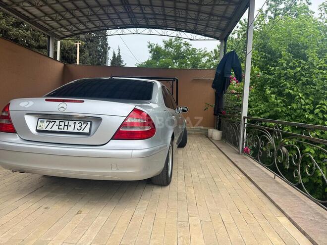 Mercedes E 220-8