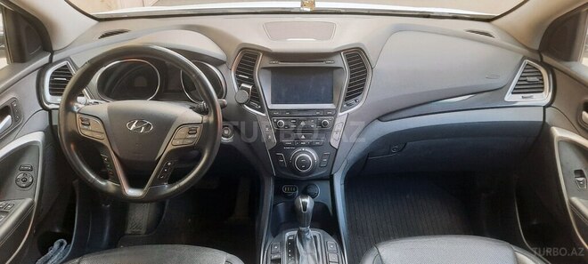 Hyundai Santa Fe-5