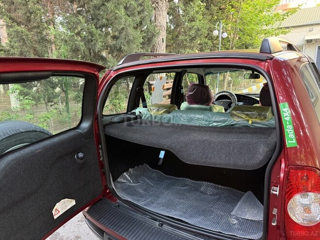 Chevrolet Niva-7