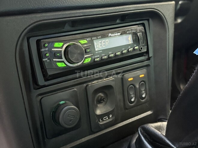 Chevrolet Niva-13