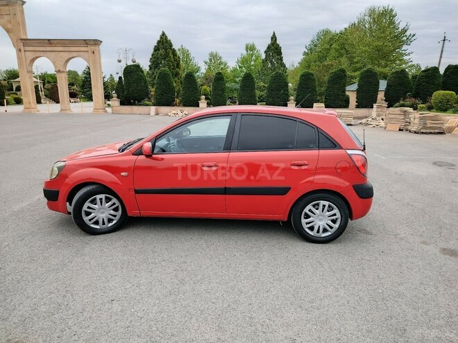 Kia Rio-4