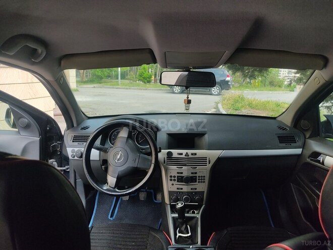 Opel Astra-2