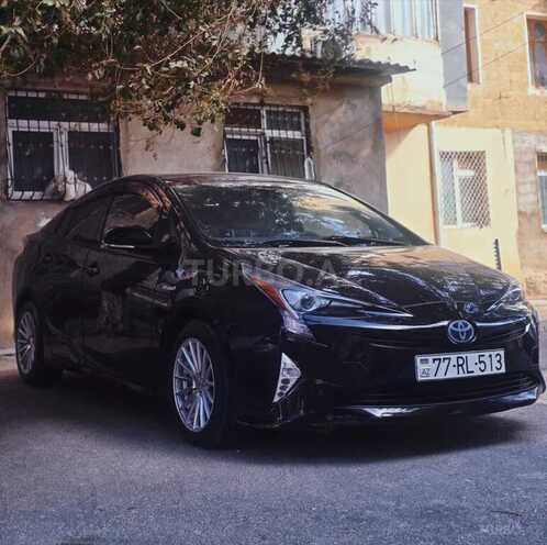 Toyota Prius-9