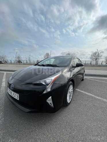 Toyota Prius-5