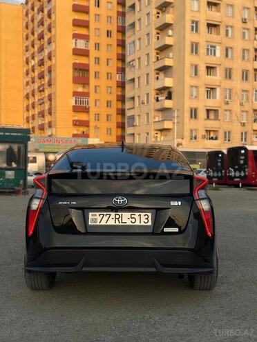 Toyota Prius-14