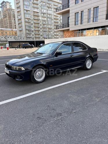 BMW 523-4