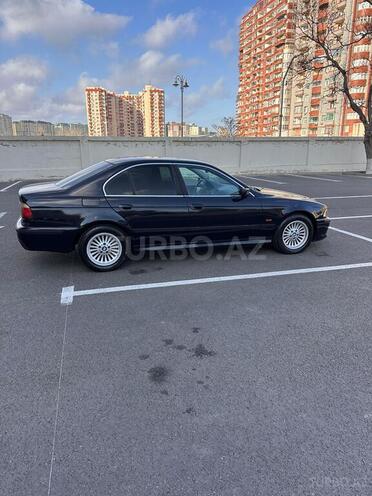 BMW 523-5