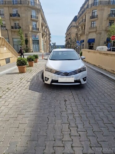 Toyota Corolla-5