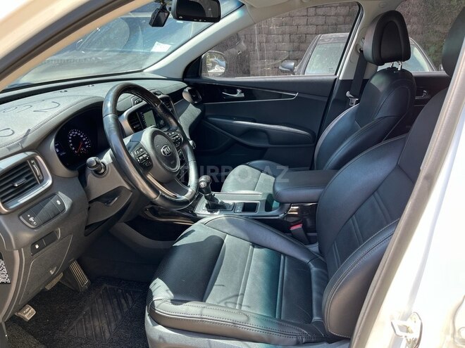 Kia Sorento-18
