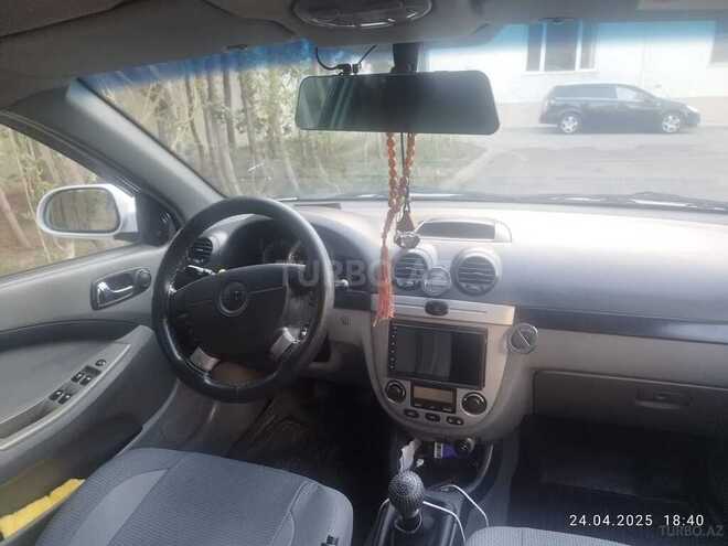 Chevrolet Lacetti-7