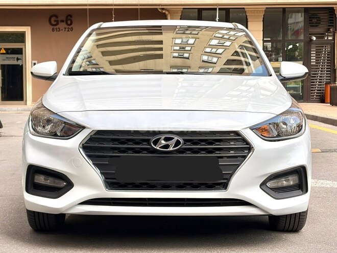 Hyundai Accent-1