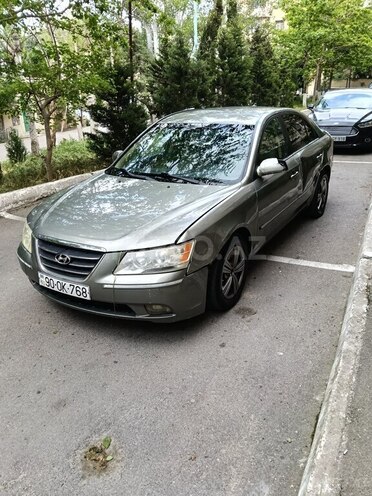 Hyundai Sonata-4