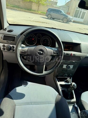 Opel Astra-9