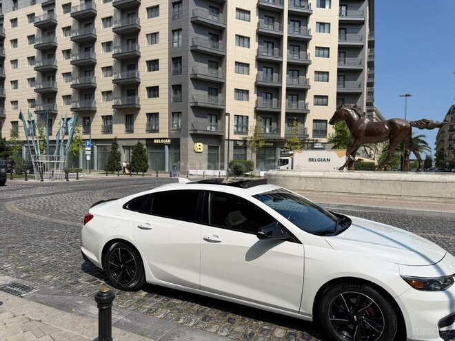 Chevrolet Malibu-2