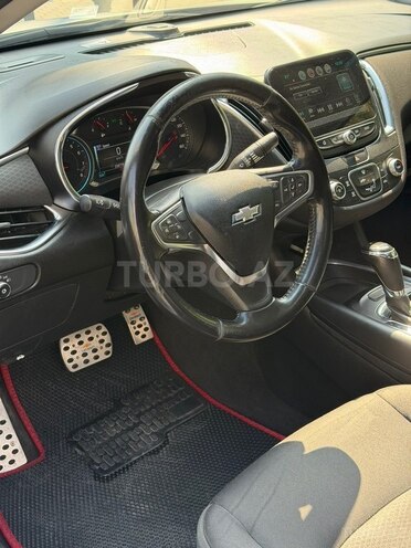 Chevrolet Malibu-14